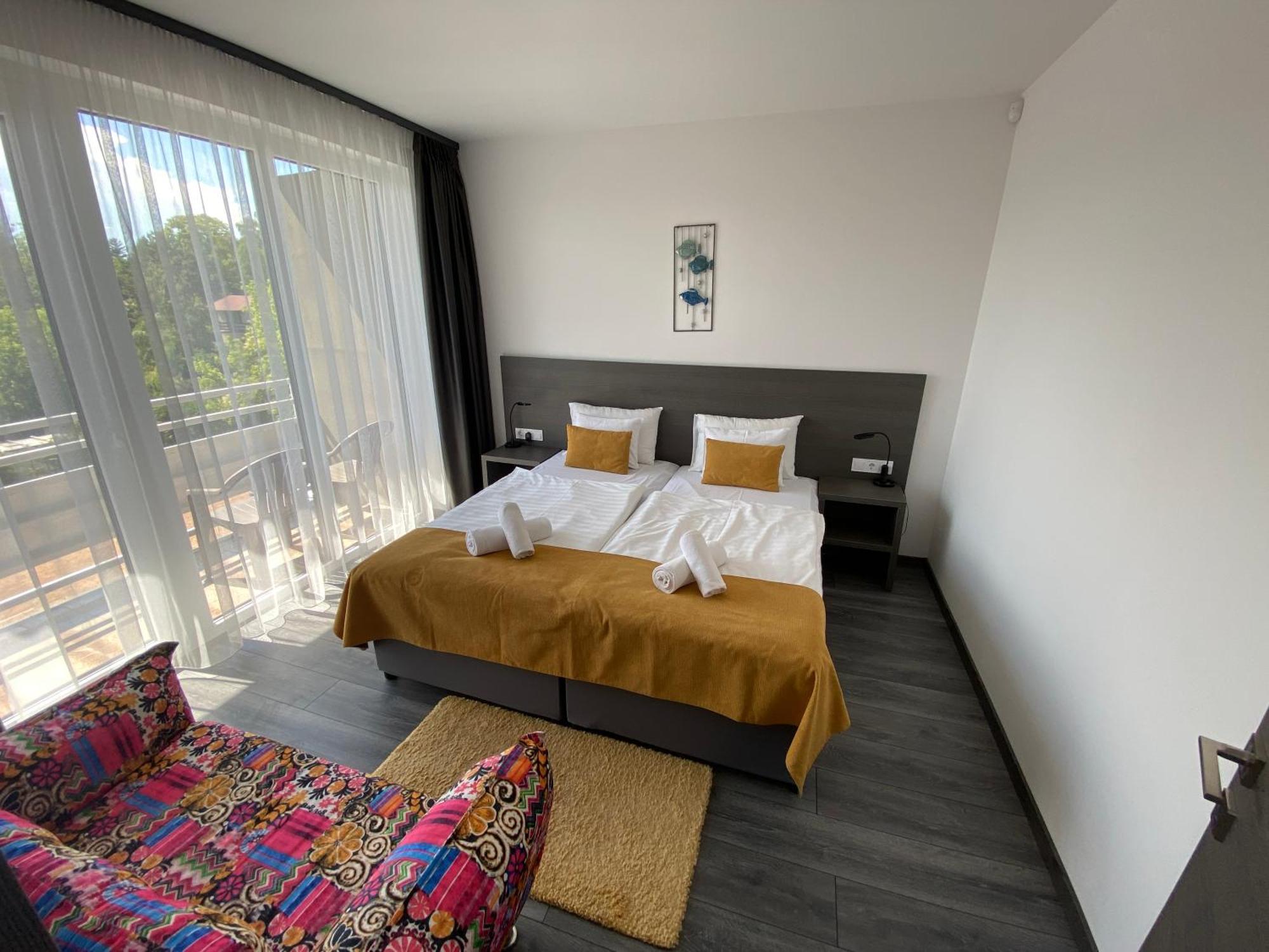 Hotel Csopak Resort & Lake Esterno foto